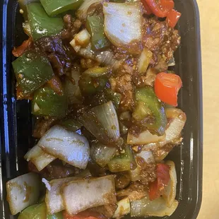 B4. Pepper Steak with Onions