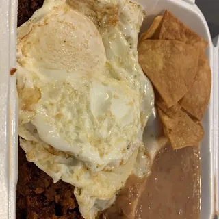 Huevos con chorizo