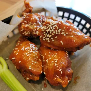 poultry, food, chicken, chicken wings, bbq wings, bbq chicken, fried chicken wings, fried chicken, chicken wings and fried chicken