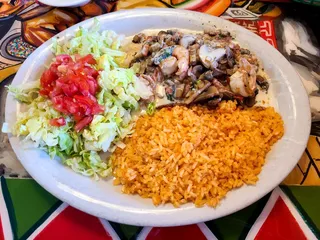 Los Aviña