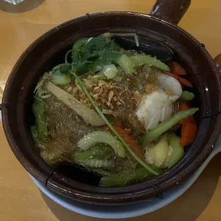 Seafood Clay Pot