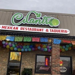 the front of a mexican restaurant