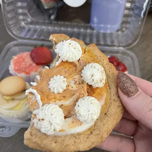 Pumpkin cheesecake cookie