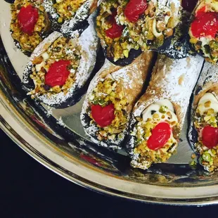 Pure Mascsarpone Cannoli