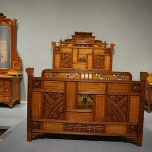 Japanese-like furniture made in Cincinnati in 1880