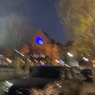 If you look closely this is the same picture as the one up top, but it's a bit blurry. Yet there's no blue light in the sky like the other!