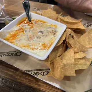 Queso con Chorizo