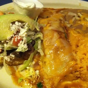 Enchilada and sope combo plater