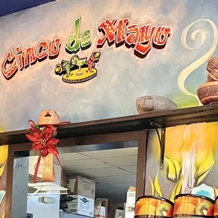 (･‿･) /ﾟ*:｡ﾟ Tis&apos; the Season to be Jolly *:｡ﾟ @ #CincoDeMayo #supportlocal
