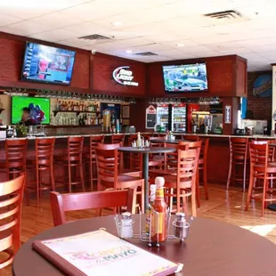 bar restaurant