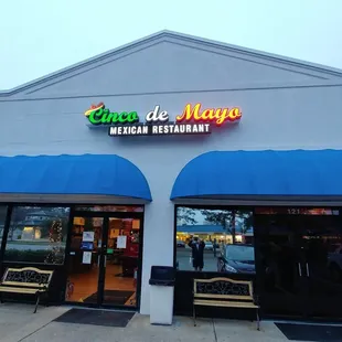 This is the storefront for Cinco De Mayo Mexican Restaurant.  Photo taken December 8, 2018.