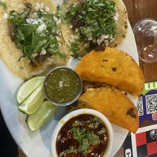 2 cabeza and 2 birria tacos