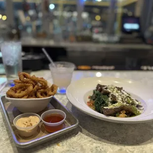 Calamares Fritos Steak &amp; Blue Cheese Bowl