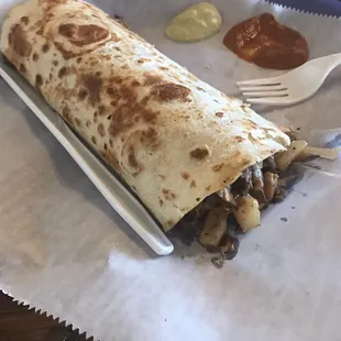 Loco taco, a little bit of everything. The spicy sauces were an added bonus.