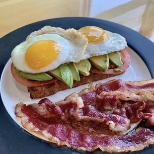 Breakfast sandwich