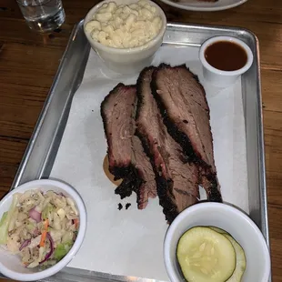 Brisket entree with Mac n cheese side