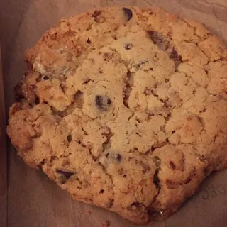 Marshmallow Chocolate Chip Cookie