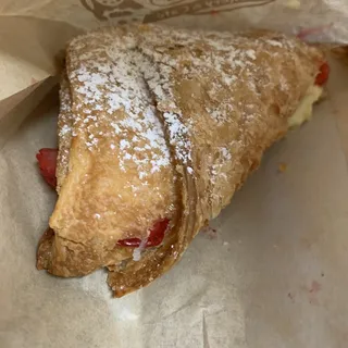 Strawberry Custard (Available after 830am)