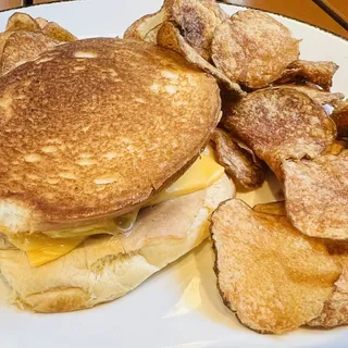 Grilled Cheese w/Chips