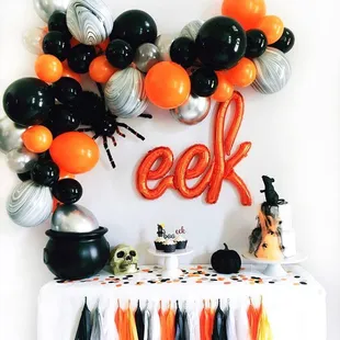 Cindy Lou Balloons (405) 985-8871
 www.cindylouballoons.com Edmond, OK, Oklahoma City Metro Area, Oklahoma County. #balloons #halloween #oct