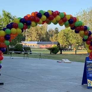 Cindy Lou Balloons (405) 985-8871 www.cindylouballoons.com Edmond, OK, Oklahoma City Metro Area, Oklahoma County. #balloons #arch #edmond