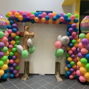Cindy Lou Balloons (405) 985-8871
 www.cindylouballoons.com Edmond, OK, Oklahoma City Metro Area, Oklahoma County. #balloons #decor #easter