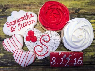 Frosted: Custom Cookies And Cupcakes