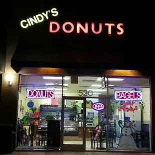 Beautiful &amp; looks delish at night!! ;)