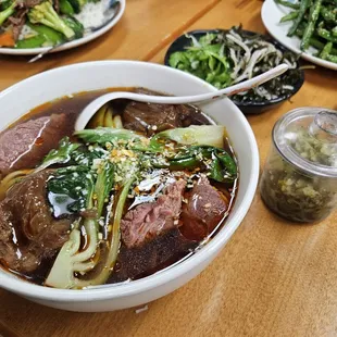 Beef and tendon noodle soup