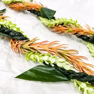 Ti Leaf, Kukunaokala &amp; Pakalana twist