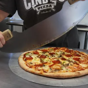 We slice out pizzas into 8