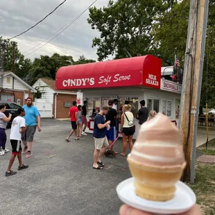 Small chocolate and vanilla twist