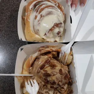 Both were very delicious and fresh but the pecan  one was the best out of the two. 5 stars!