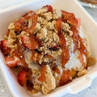 Strawberry Cheesecake roll