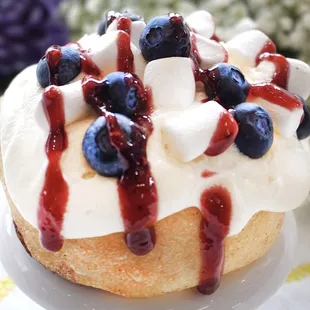 Elderflower Power! Elderflower Frosting, Blueberries, Marshmallows &amp; Raspberry Jam!