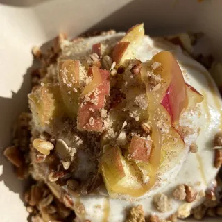 Caramel Apple Pie Roll*