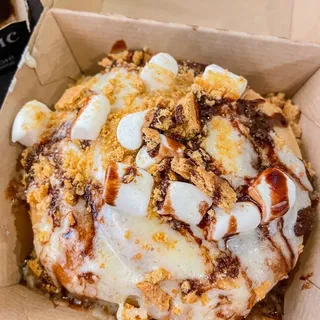 Campfire Smores Roll