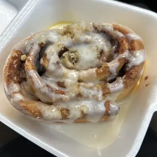 THE 1 Piece Original Cinnamon Roll
