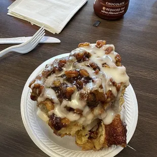 1 Piece Pecan Sticky Bun Roll