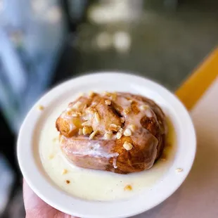 Mac Nut Cinnamon Roll