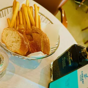 complimentary bread basket