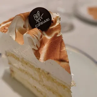 Vanilla Meringue Cake