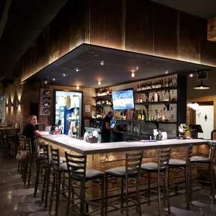 Bar at CIR&amp;GRILL