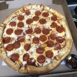 Grande pepperoni pizza $15