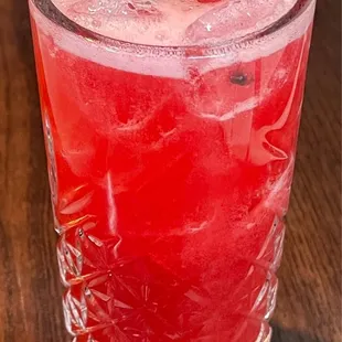 Blackberry Margarita. Sure looks refreshing!!