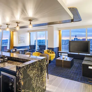 Sunrise Suite Living Room