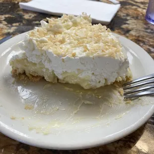 Coconut cream pie