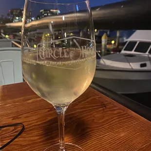 Pinot and waterside dining!