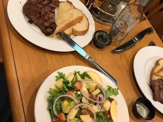 Hooligan's Neighborhood Pub