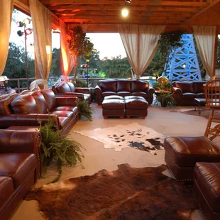 West Pation Cattlebaron's Porch Theme